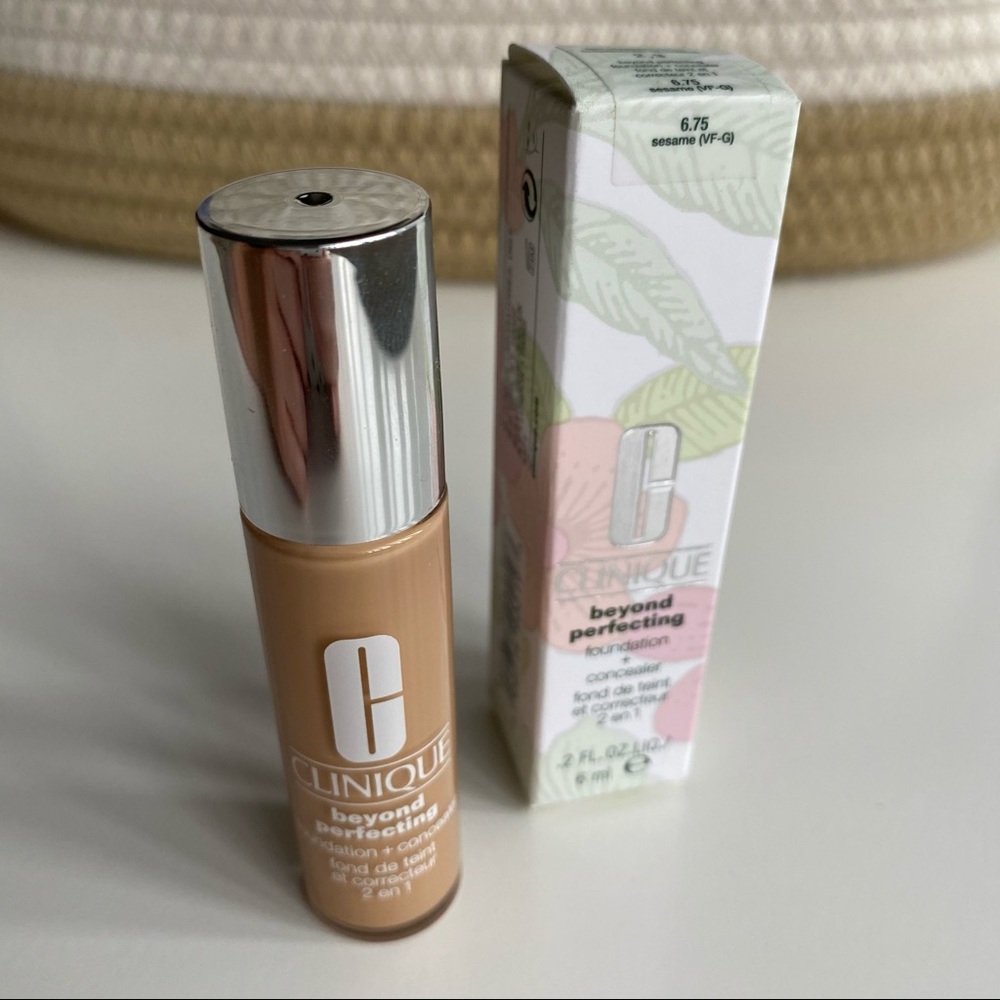Clinique Foundation + Concealer Sesame